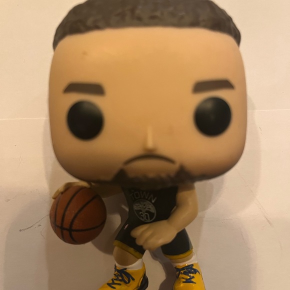 Funko Pop! Basketball NBA Stephen Curry Figure #43 - Picture 1 of 3